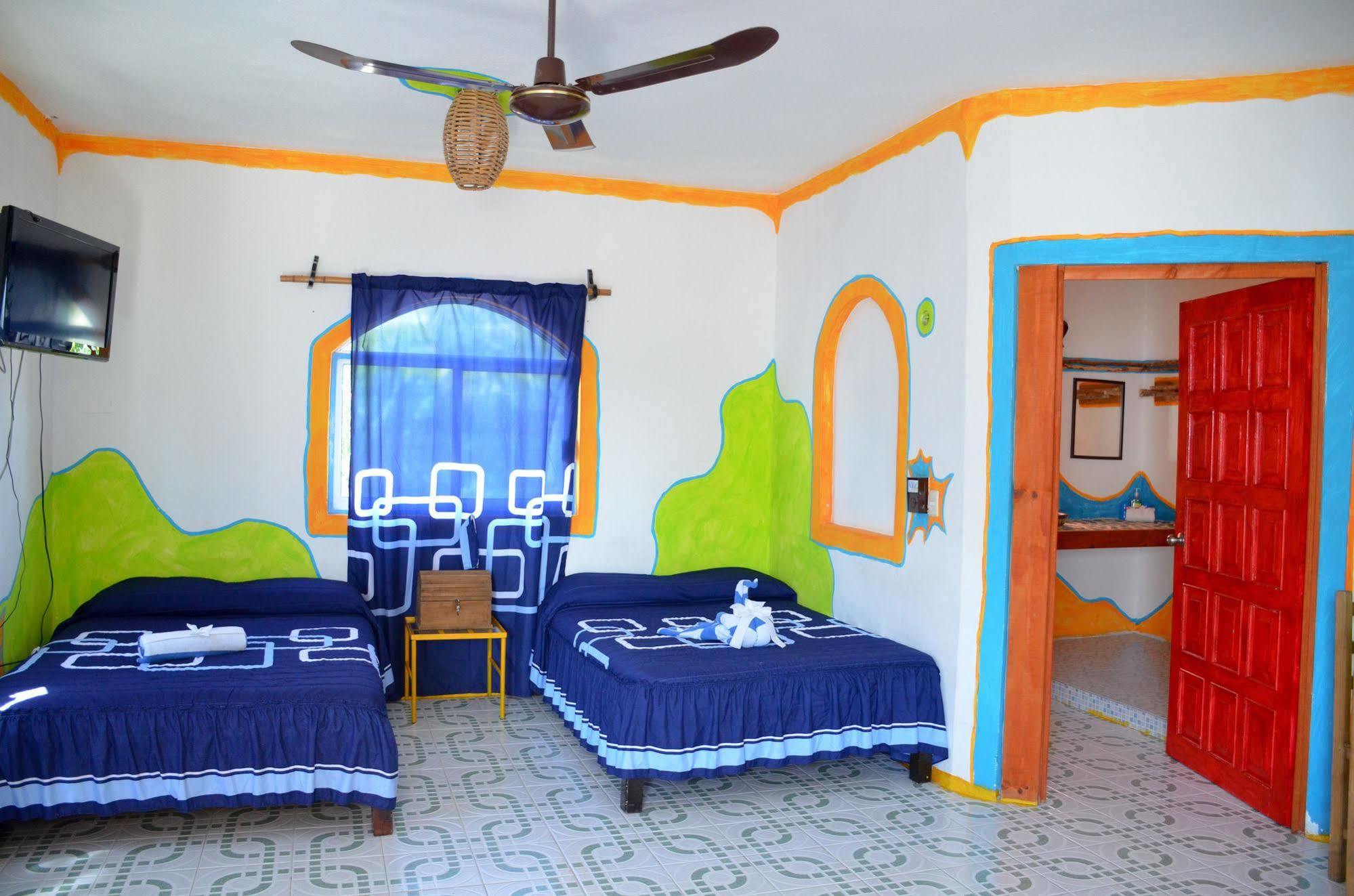 Adventure Experience Hotel Playa del Carmen Eksteriør bilde